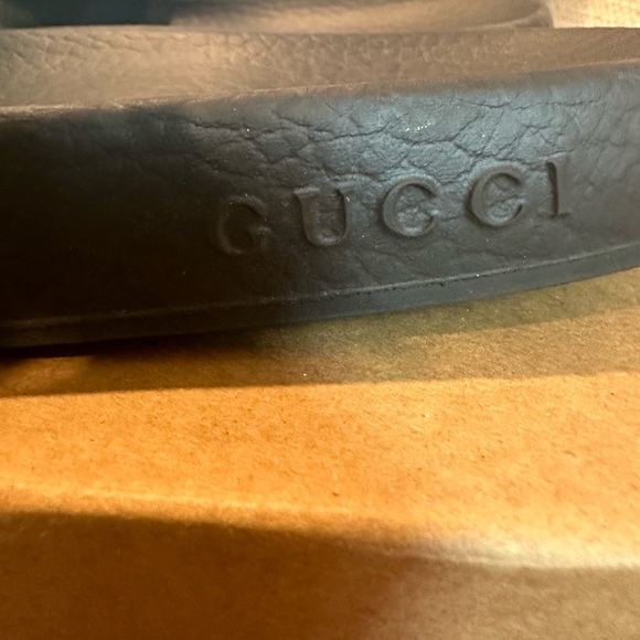 Gucci slides - Picture 3 of 4